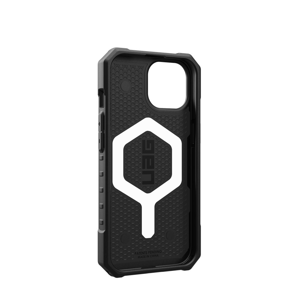 Black UAG Pathfinder For MagSafe iPhone 15 Case | ES3718690